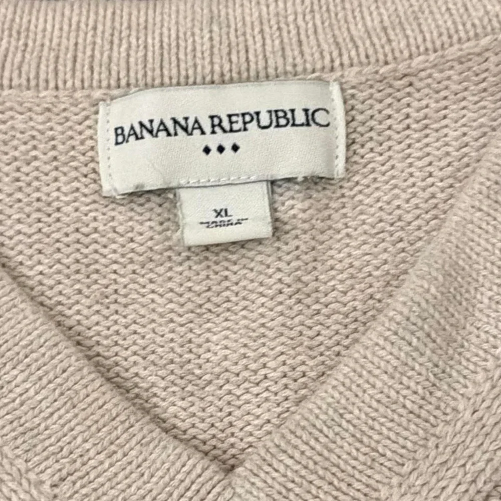Y2K Vintage‎ Banana Republic V-Neck 3D Cable Knit Sweater | Beige | XL